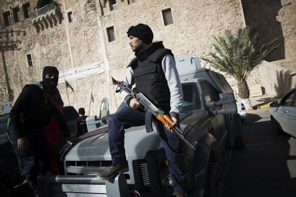 Только реальная сила заставит боевиков ПНС Ливии отпустить похищенных социологов - мнение экспертов