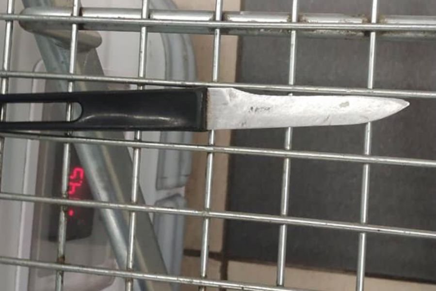 В супермаркете в центре Москвы задержали неадекватного мужчину с ножом