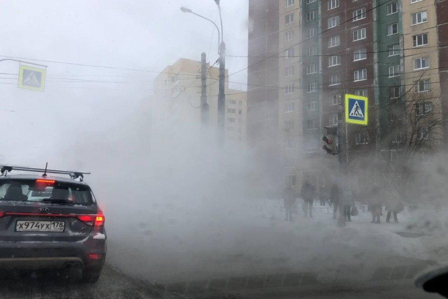 В одном из районов Санкт-Петербурга техногенная катастрофа вынудила поменять автобусные маршруты