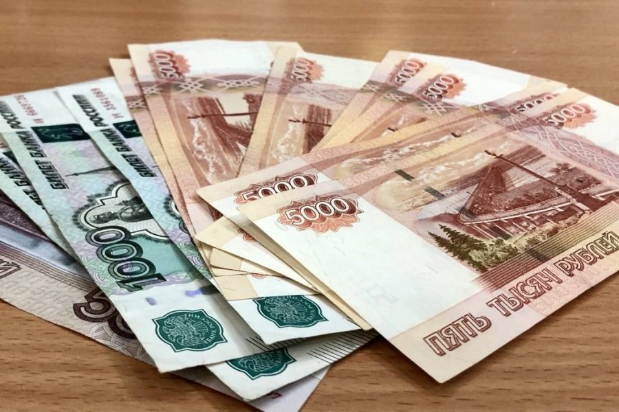 Гражданам в России поступит 10 000 рублей вместе с пенсией в 2022 году