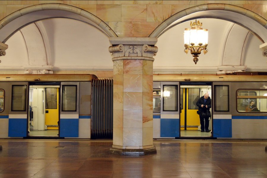 Количество льготных пассажиров, перевозимых Московским метрополитеном, резко сократилось