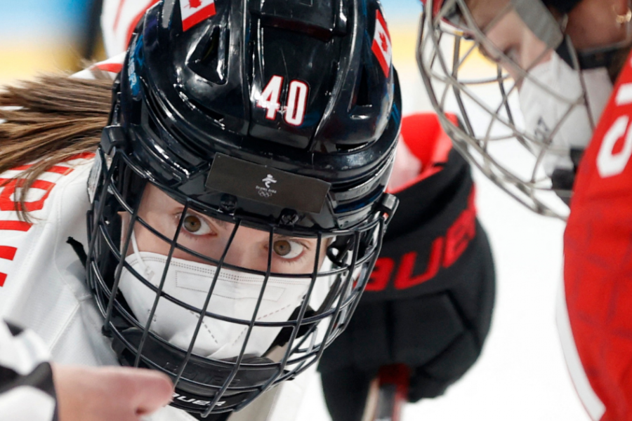 Губерниев раскритиковал игру хоккеисток России и Канады в защитных масках
