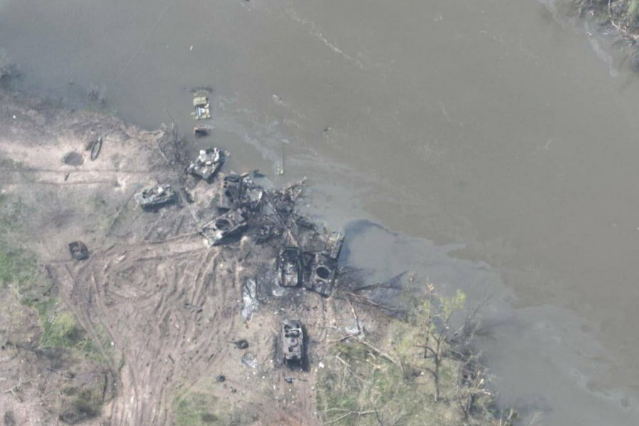 Танковая и мотострелковая роты уничтожены во время неудачной попытки переправы через реку