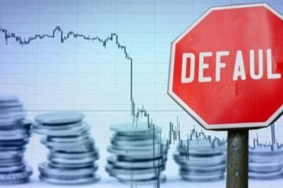 Экономист Ордов предупредил о том, что вероятность технического дефолта в России выросла