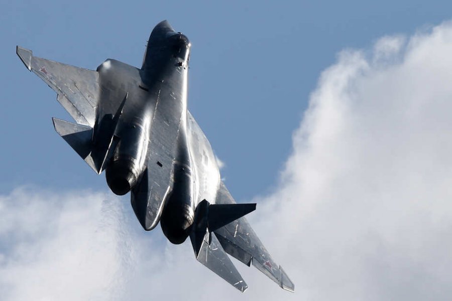 ТАСС: РФ начала применять истребители Су-57 через пару недель от начала спецоперации на Украине