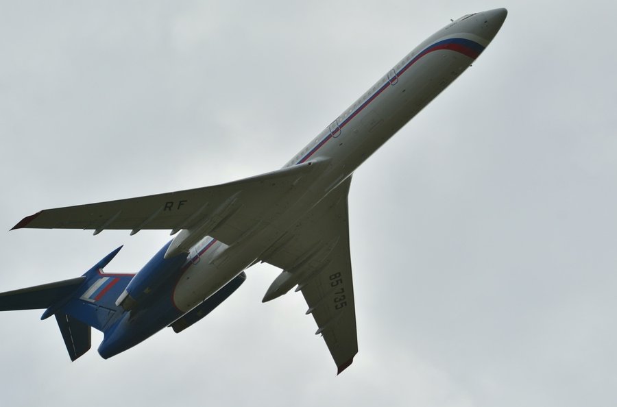 Эксперты порассуждали, с какой целью ВКС РФ применили на Украине самолет Ту-214Р