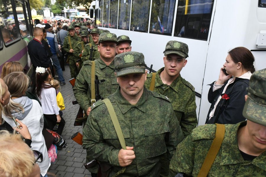 Военкомат Шалинского района Свердловской области решил отправить на фронт всех молодых мужчин из поселка Вогулка