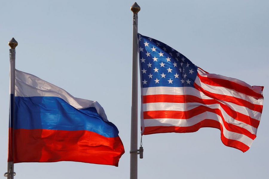 Хомский заявил, что Европе предстоит выбирать между США и РФ с Китаем