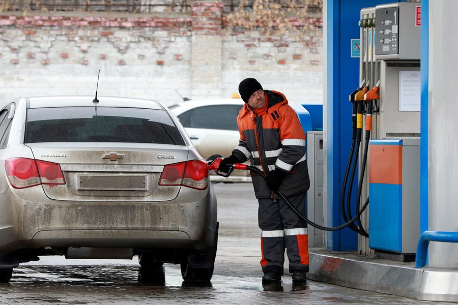 Аналитики РФ спрогнозировали рост цен на бензин в России с 1 апреля