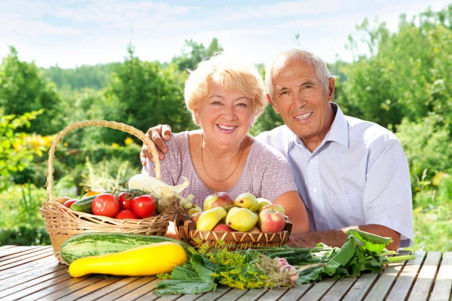 Ученые сообщают, что питание для долголетия у мужчин и женщин различается